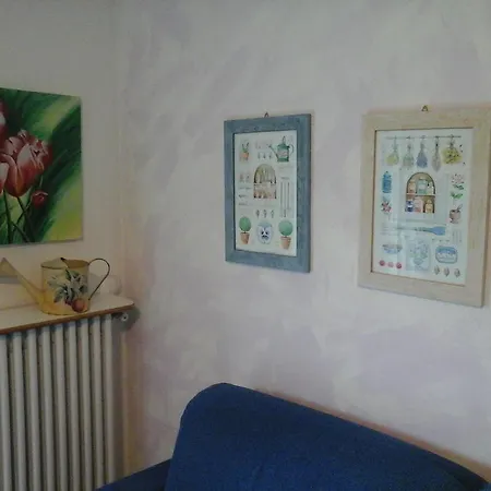 La Casa Di Ortensia Парма